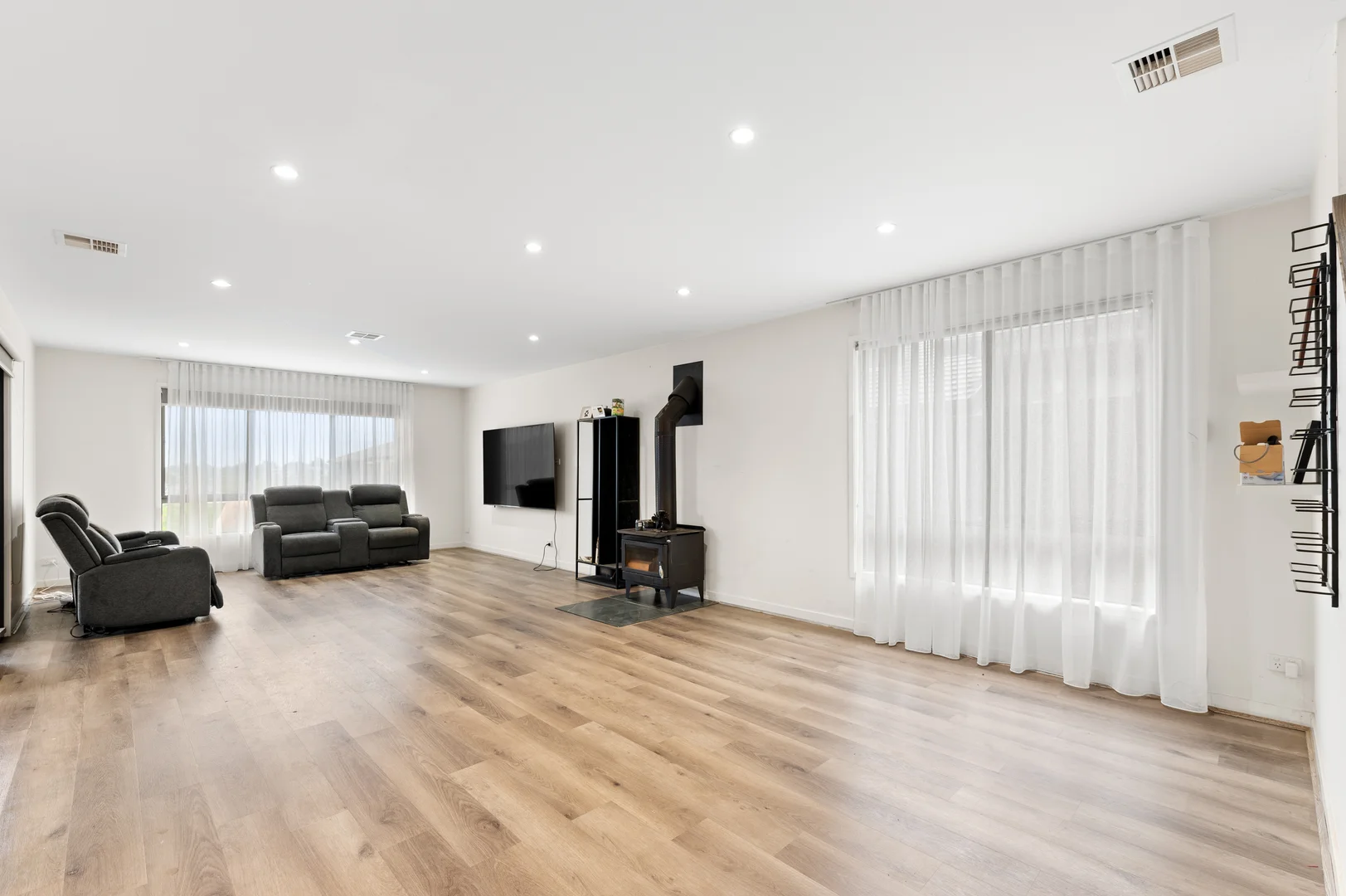 Additional image 8 of 12 Canungra Way, Doreen VIC 3754