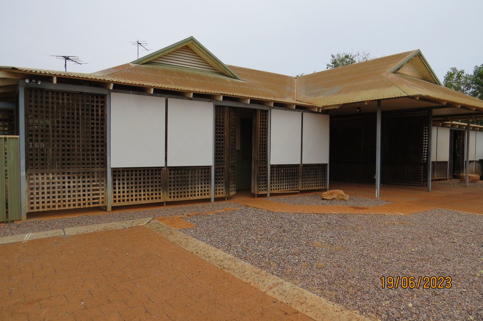 1 bedrooms Apartment / Unit / Flat in 1/18 Yanderra Crescent SOUTH HEDLAND WA, 6722