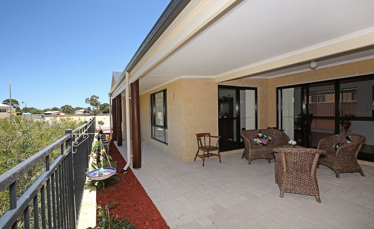 4 Sutcliffe Rtt, South Yunderup WA 6208, Image 0