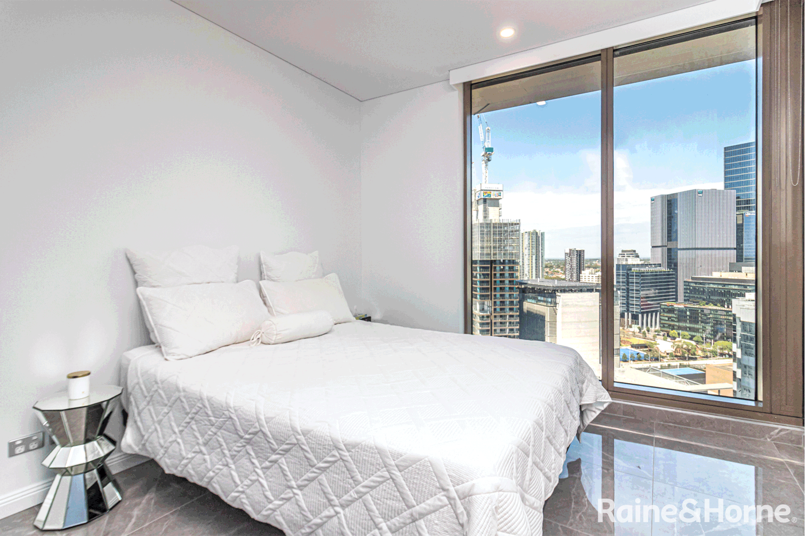 2 bedrooms Apartment / Unit / Flat in 2633/180 George Street PARRAMATTA NSW, 2150