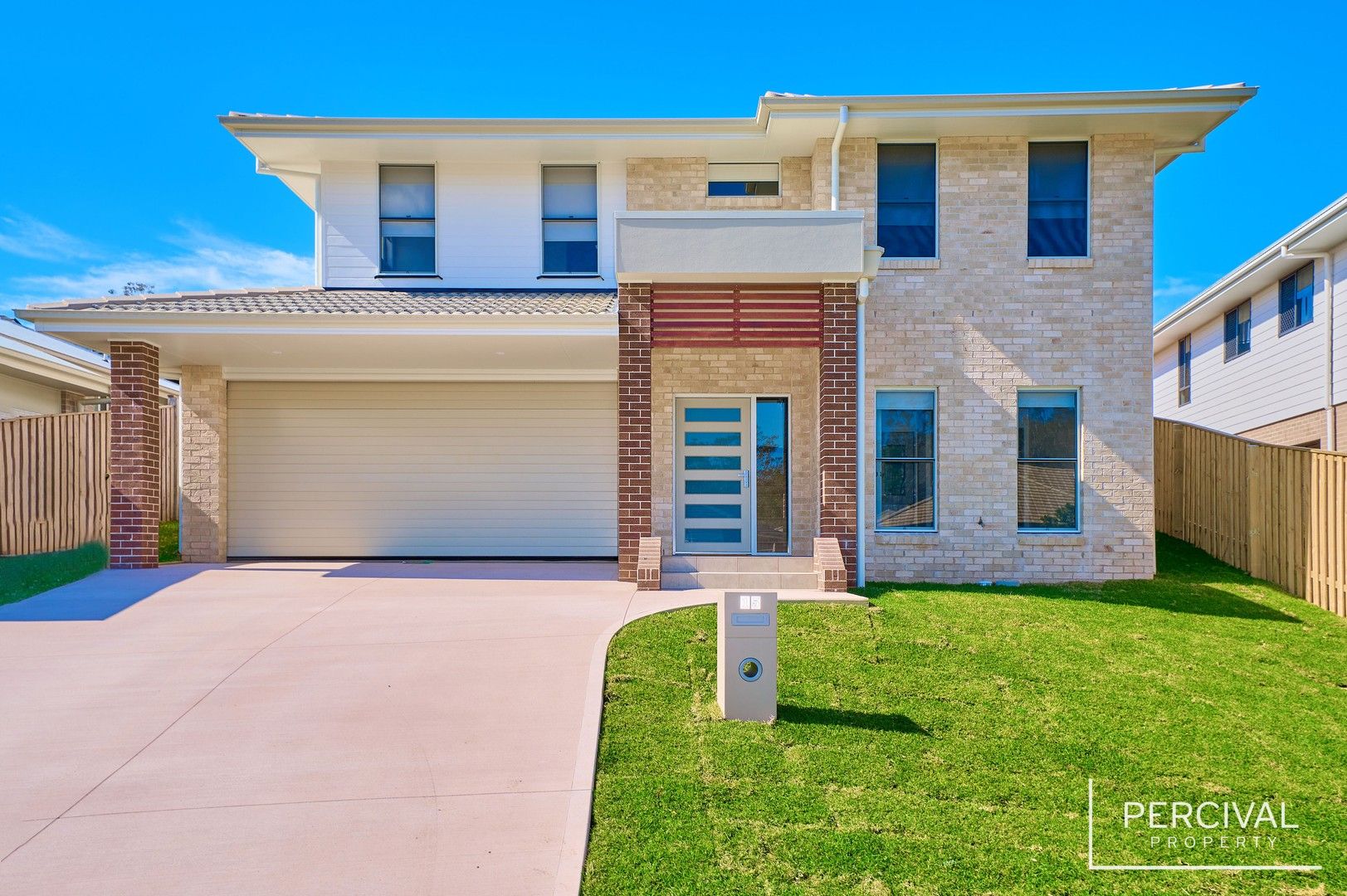 4 bedrooms House in 15 Lonhro Way PORT MACQUARIE NSW, 2444