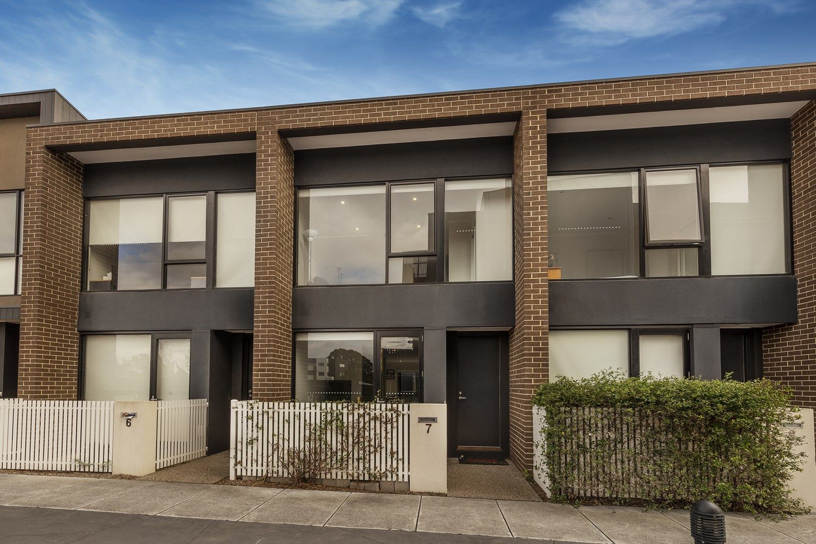 7 Olsen Walk, Mill Park VIC 3082, Image 0