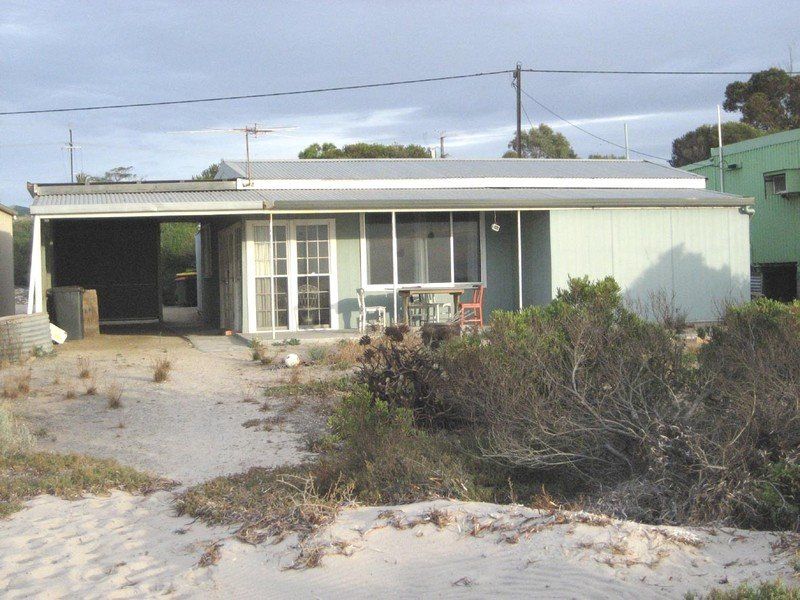 16 Davey Road, Rogues Point SA 5571, Image 0