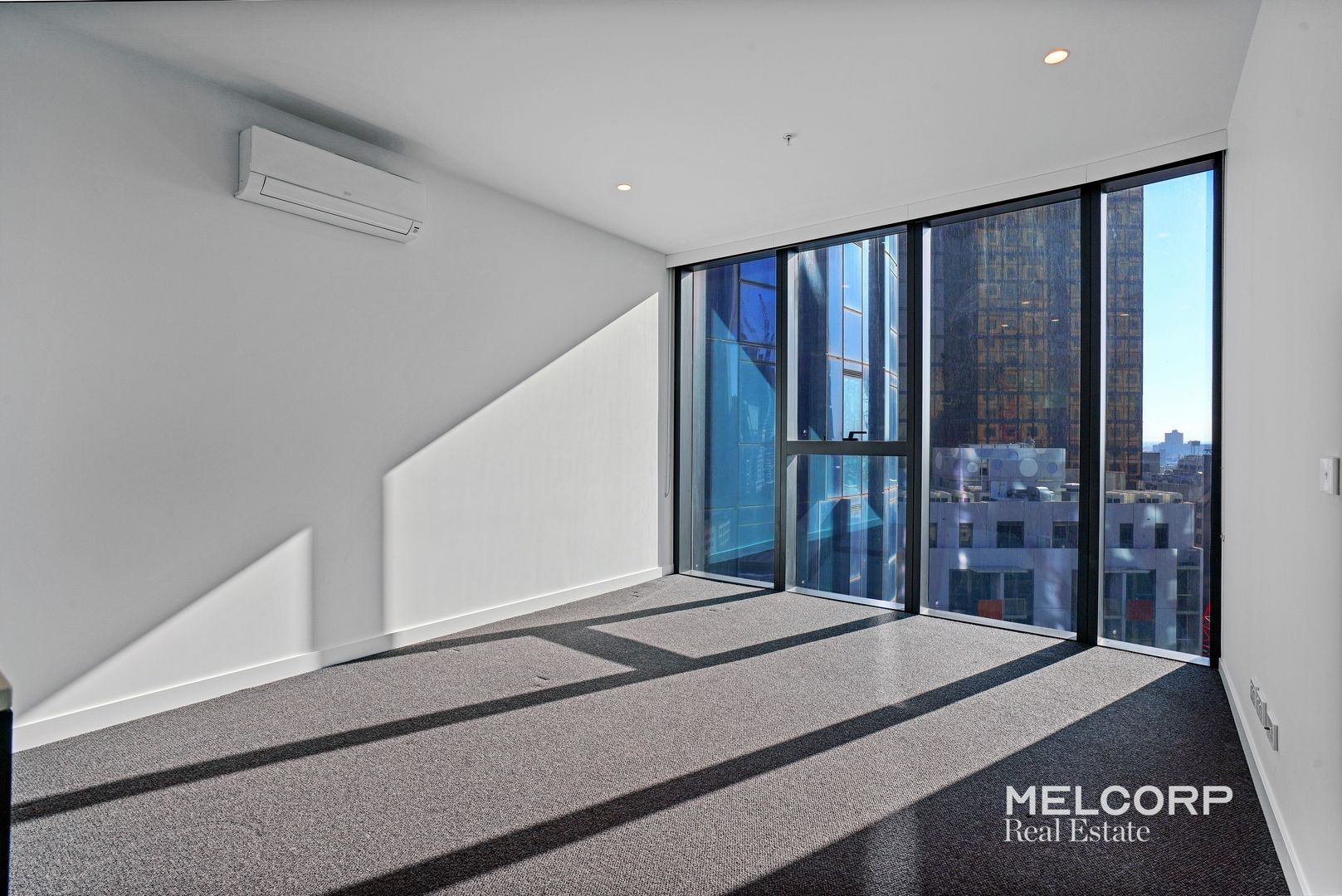 2008/228 La Trobe Street, Melbourne VIC 3000, Image 1