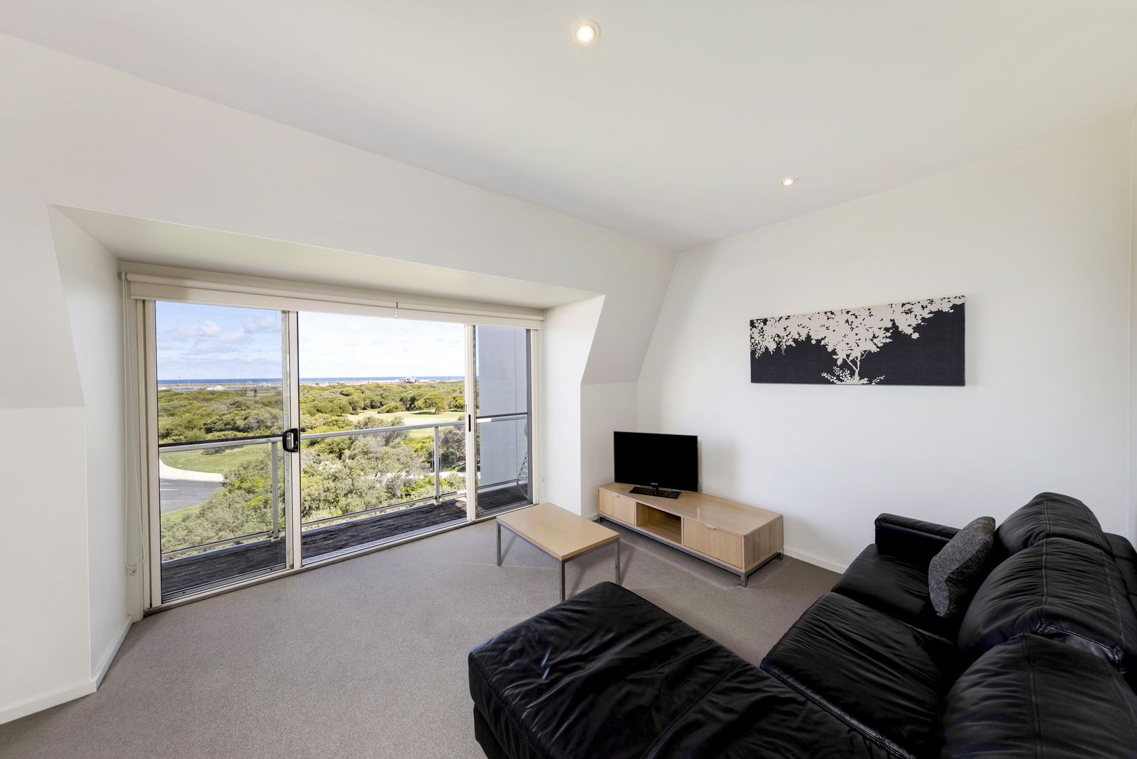 Apt 42/4 Stanley Street, Warrnambool VIC 3280, Image 2