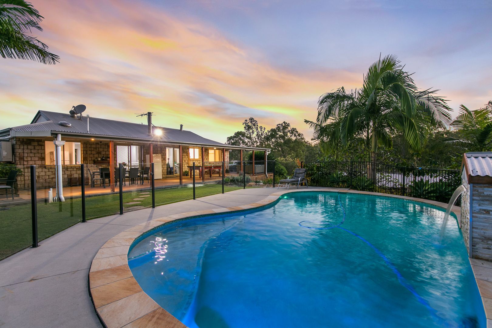 25 Scarborough Court, Mundoolun QLD 4285, Image 1