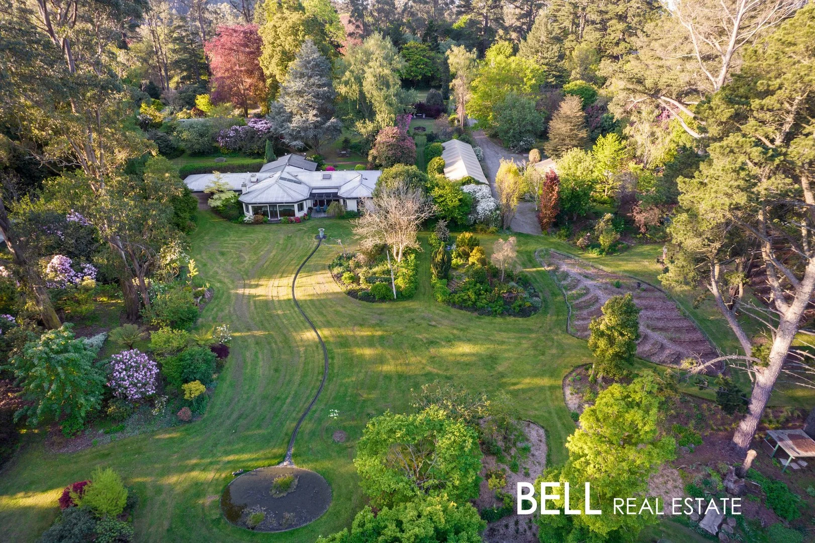 12 Mernda Road, Olinda VIC 3788