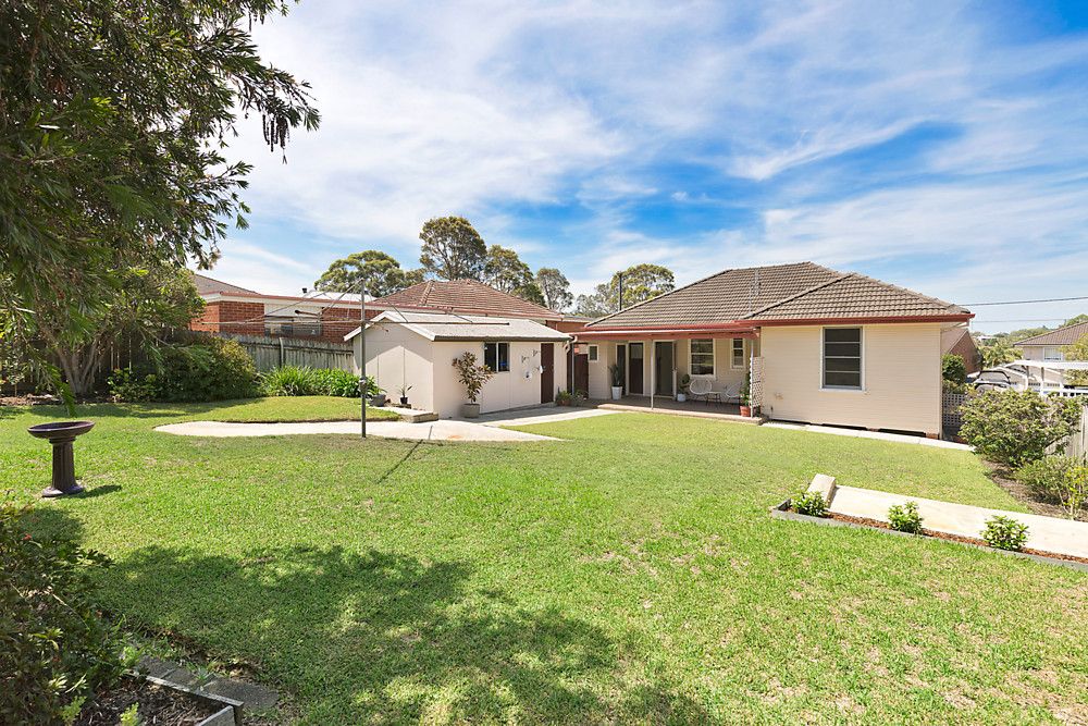 31 Maroa Crescent, Allambie Heights NSW 2100, Image 1