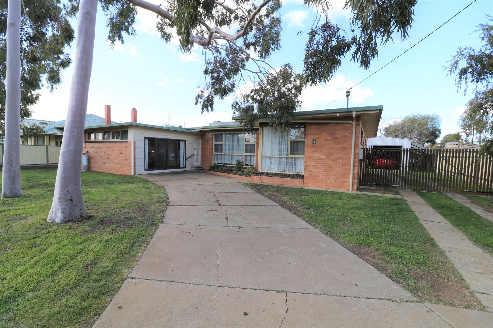 3 Alexandra Avenue, Kerang Property History & Address Research Domain