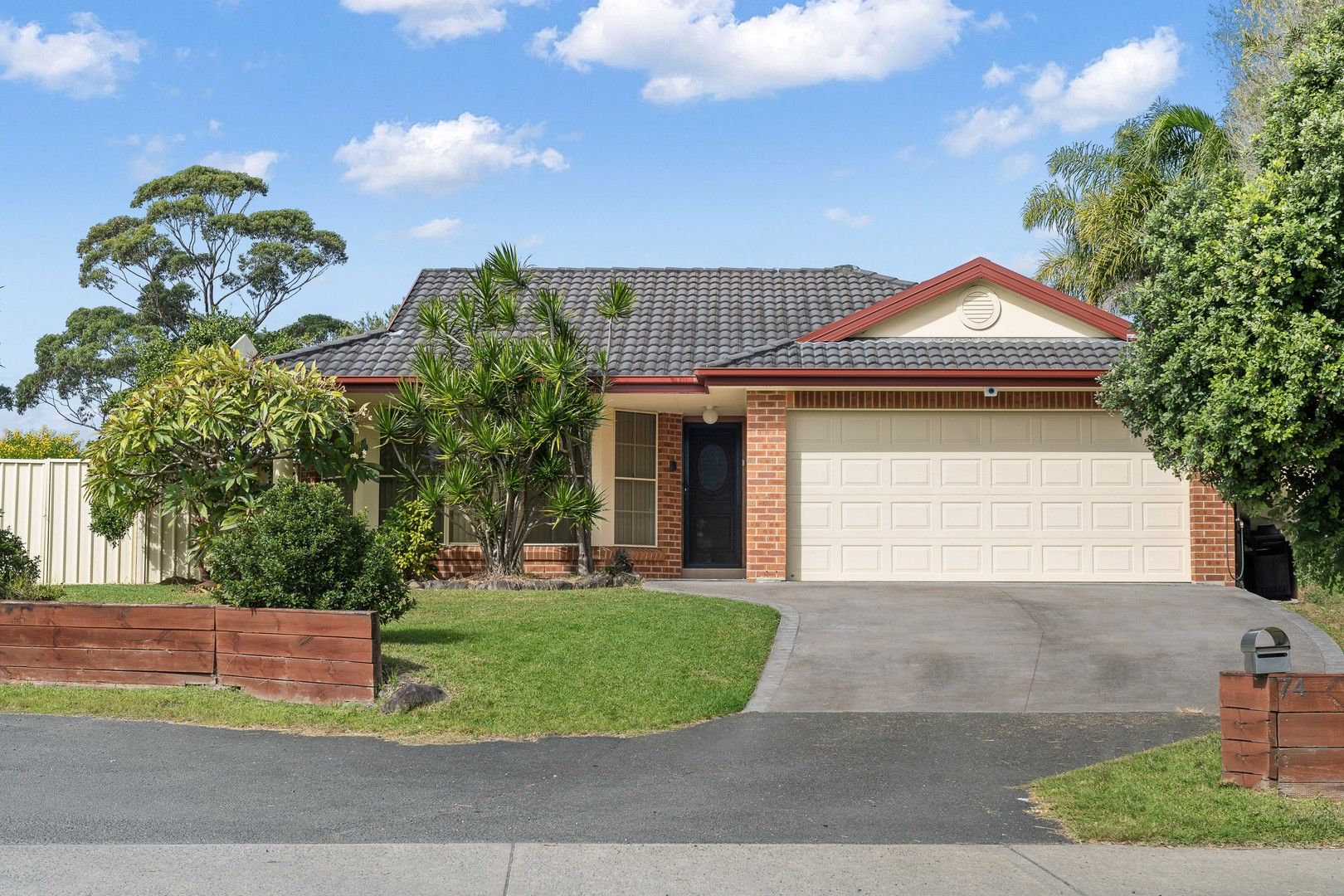 74 Princes Highway, Lake Tabourie NSW 2539, Image 0