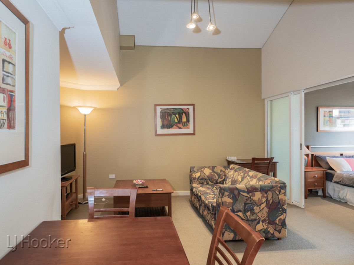 610/112 Mounts Bay Road, Perth WA 6000, Image 1