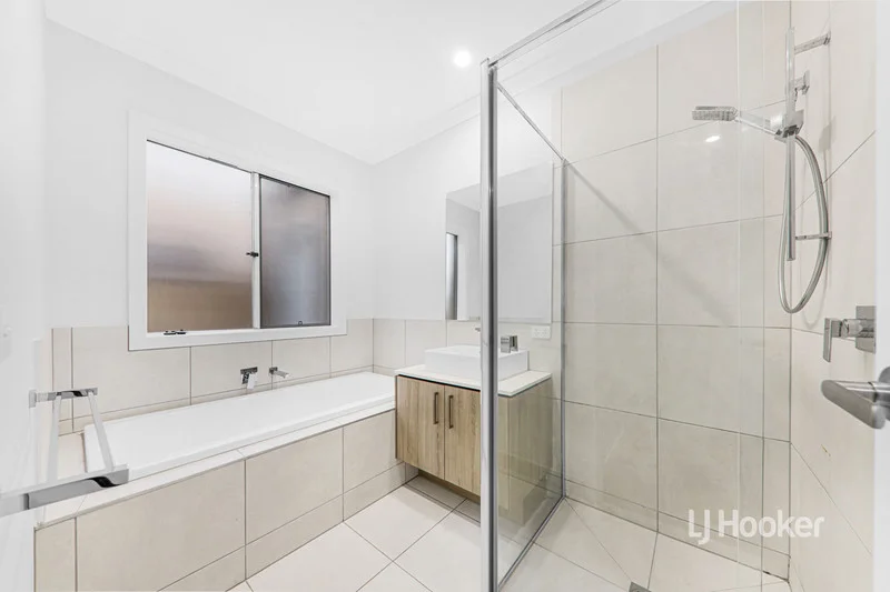 Additional image 11 of 18 Milos Court, Fraser Rise VIC 3336