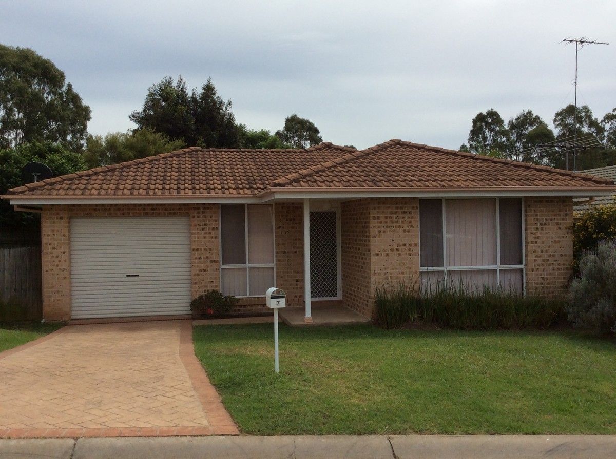 7 Spinosa Place, Glenmore Park NSW 2745, Image 0