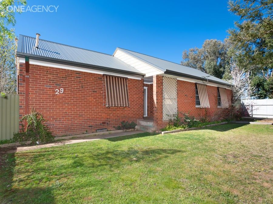 29 Dalton Street, Turvey Park NSW 2650, Image 0