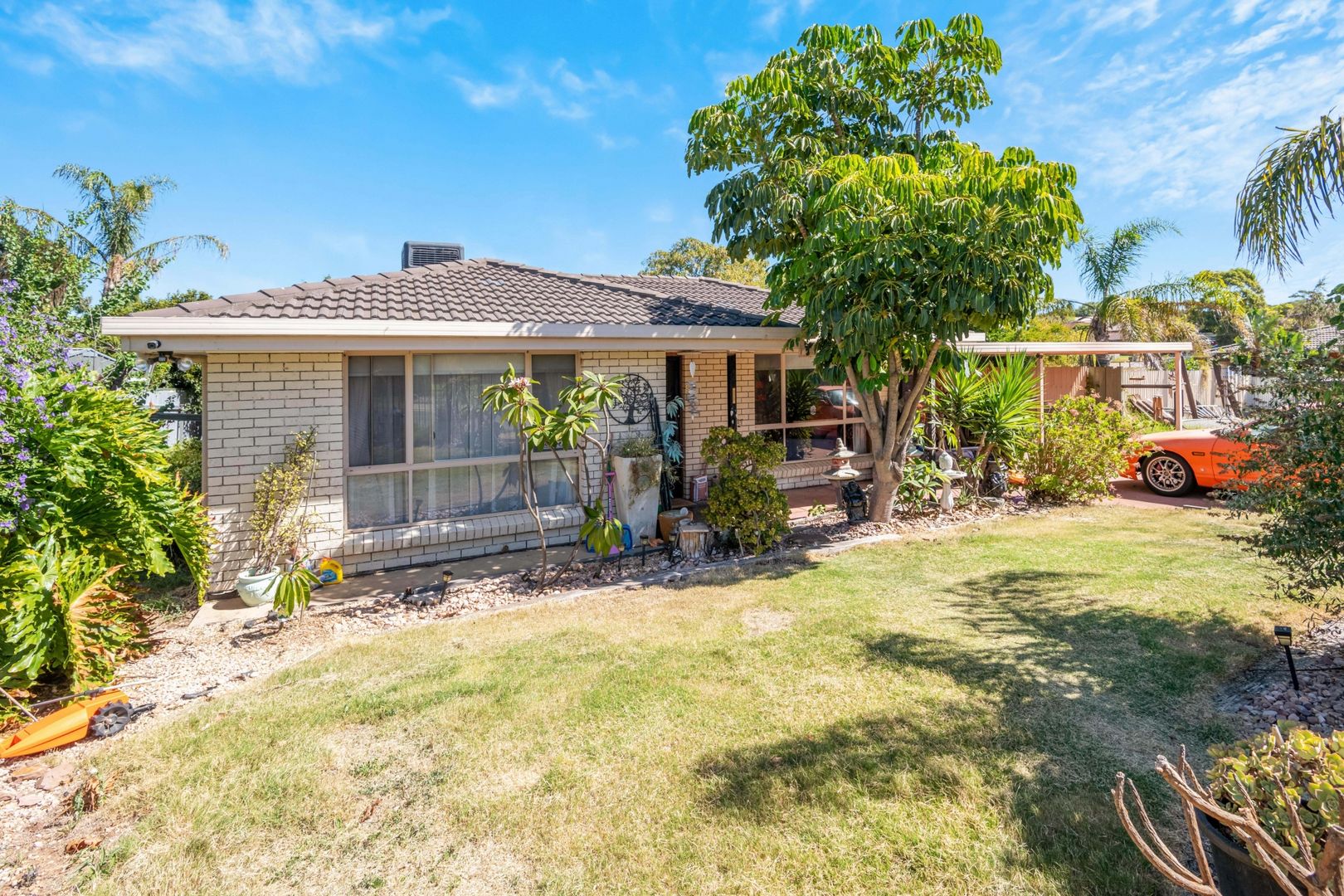 8 Kingfisher Road, Noarlunga Downs SA 5168, Image 2