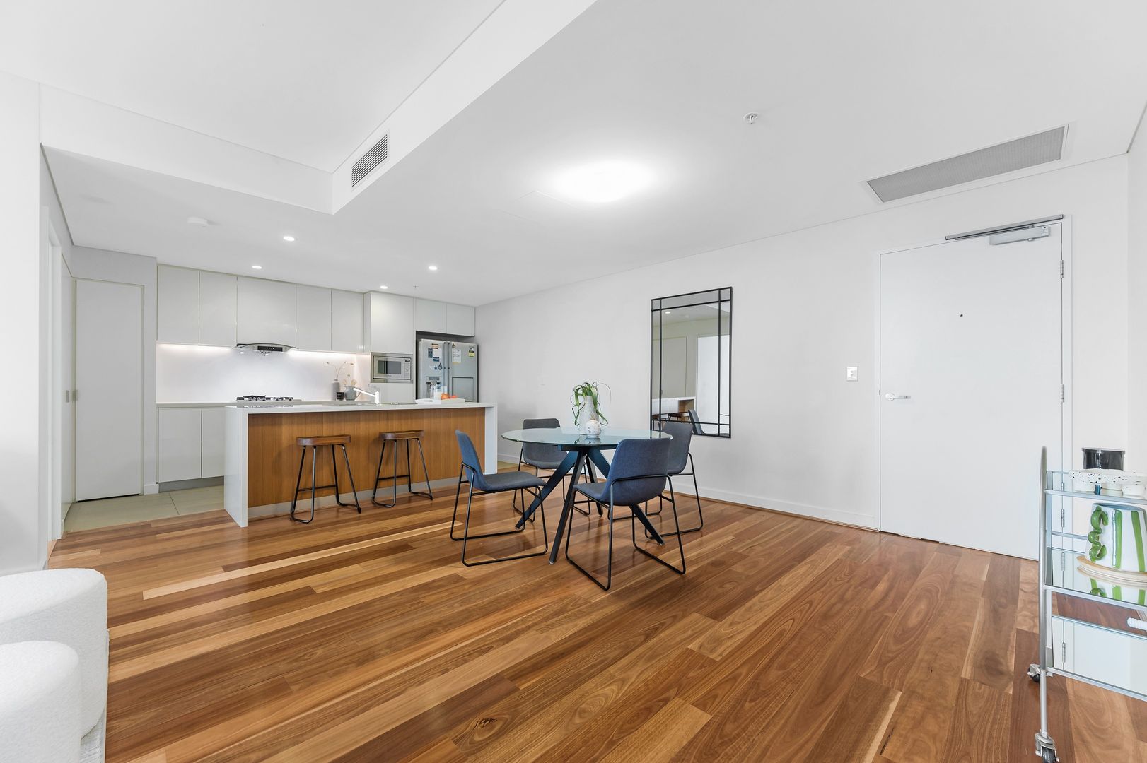 3205/438 Victoria Ave, Chatswood NSW 2067, Image 2