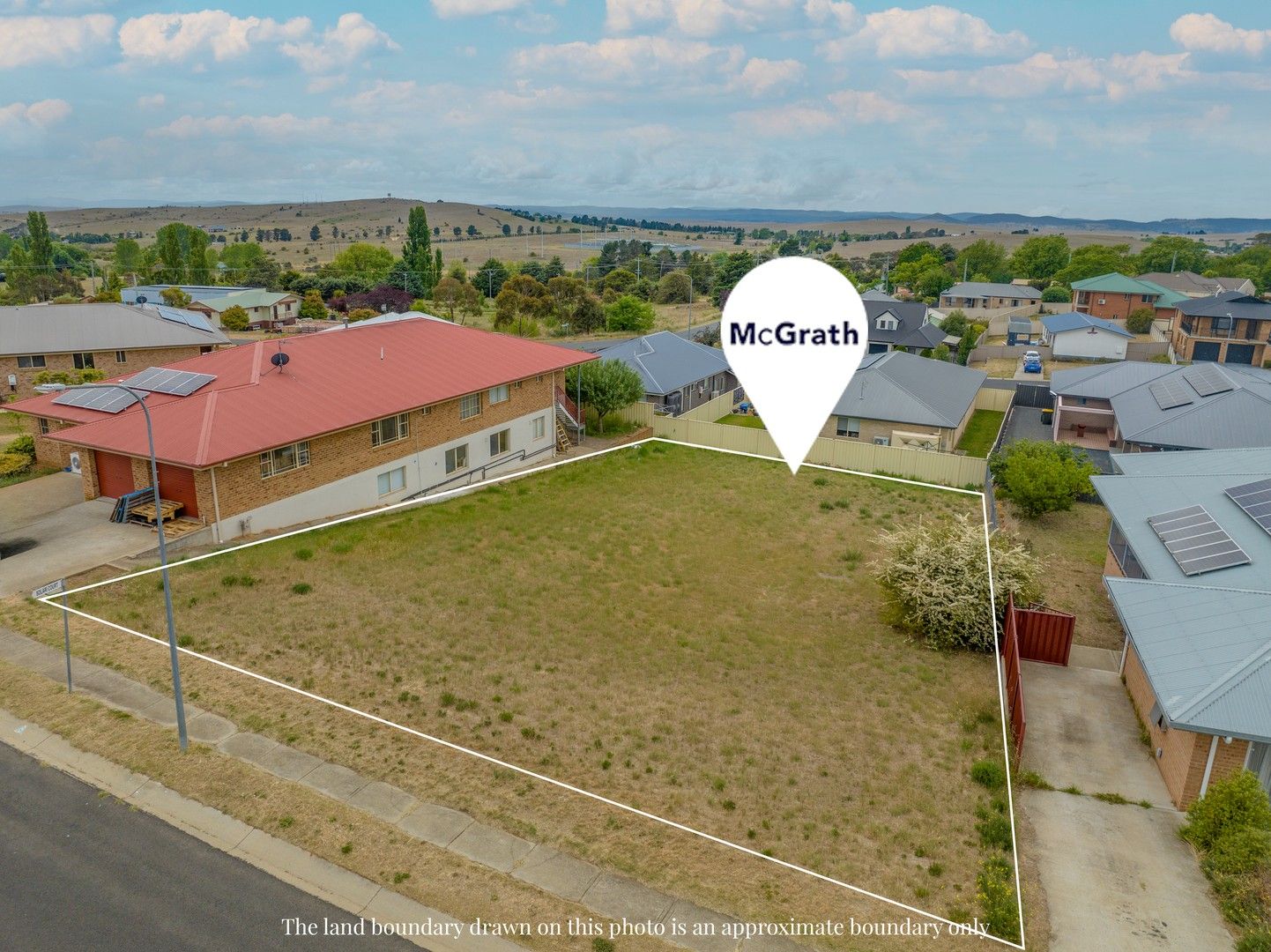 8 East Camp Drive, Cooma NSW 2630, Image 0