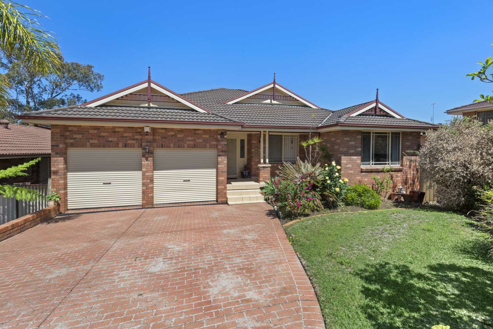 16 Boldrewood Avenue, Casula NSW 2170, Image 0