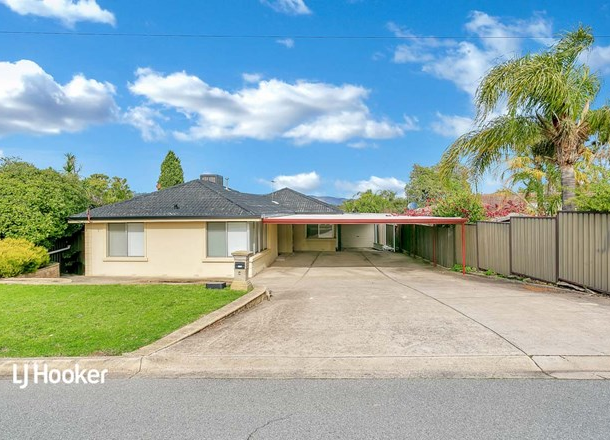 4 Heathcote Court, Redwood Park SA 5097