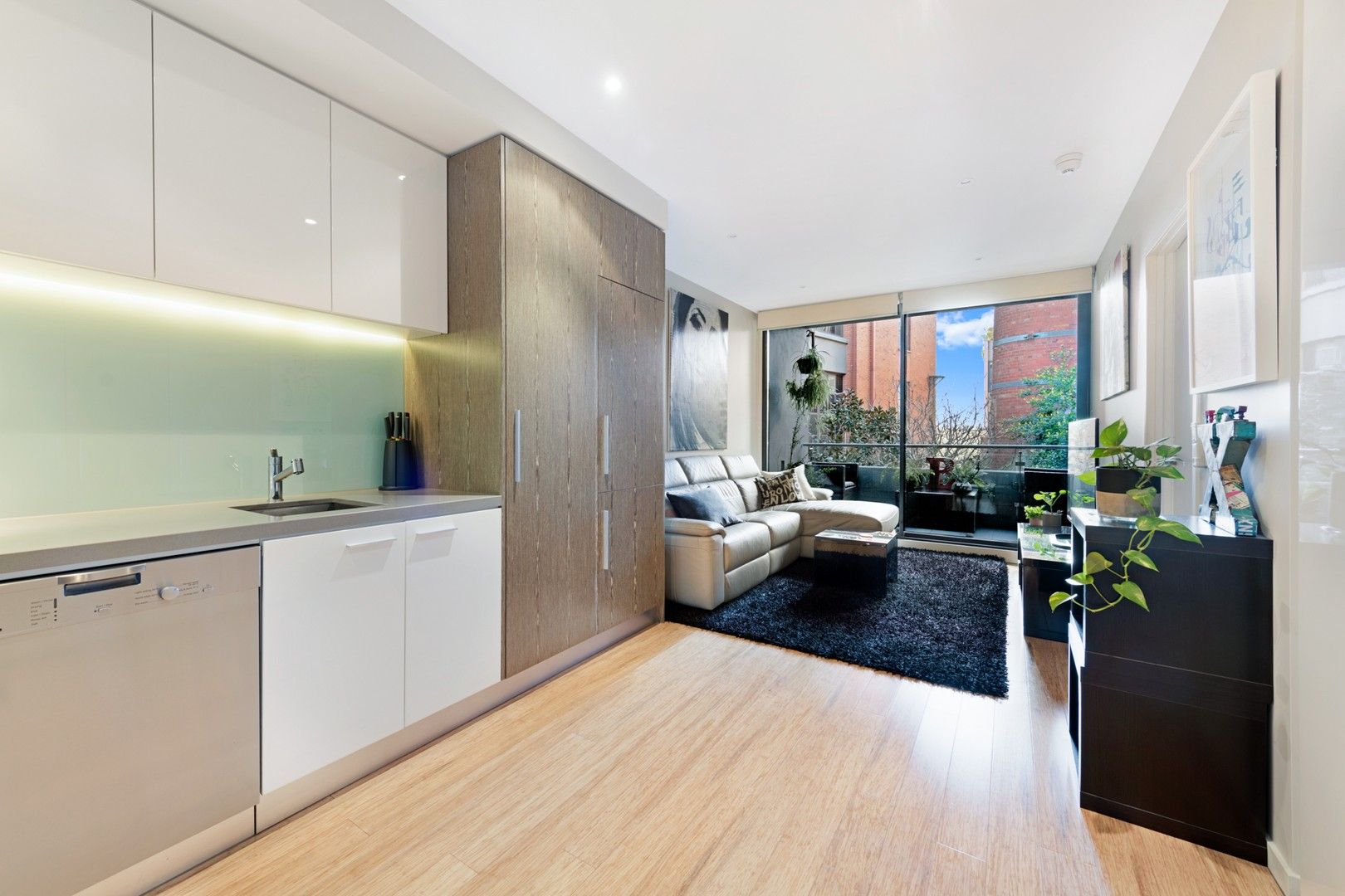 2 bedrooms Apartment / Unit / Flat in 101/88 Trenerry Crescent ABBOTSFORD VIC, 3067