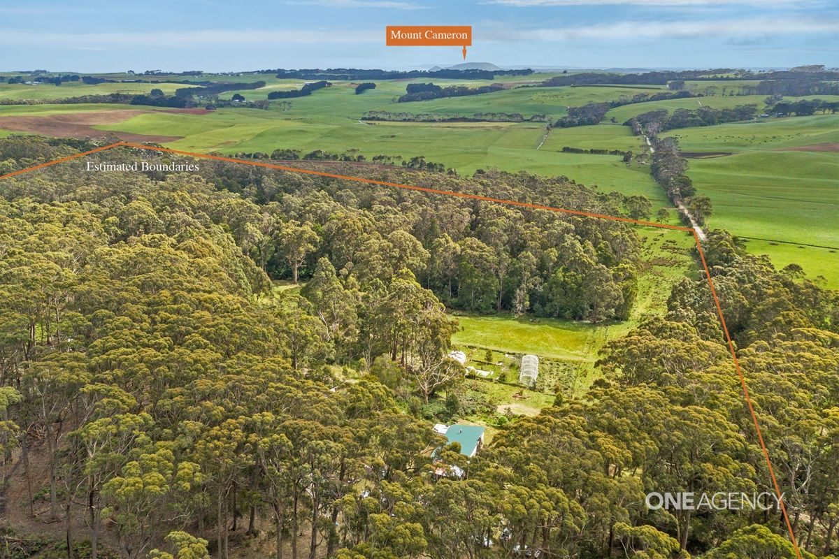 4 bedrooms Acreage / Semi-Rural in 98 MacKays Road MARRAWAH TAS, 7330