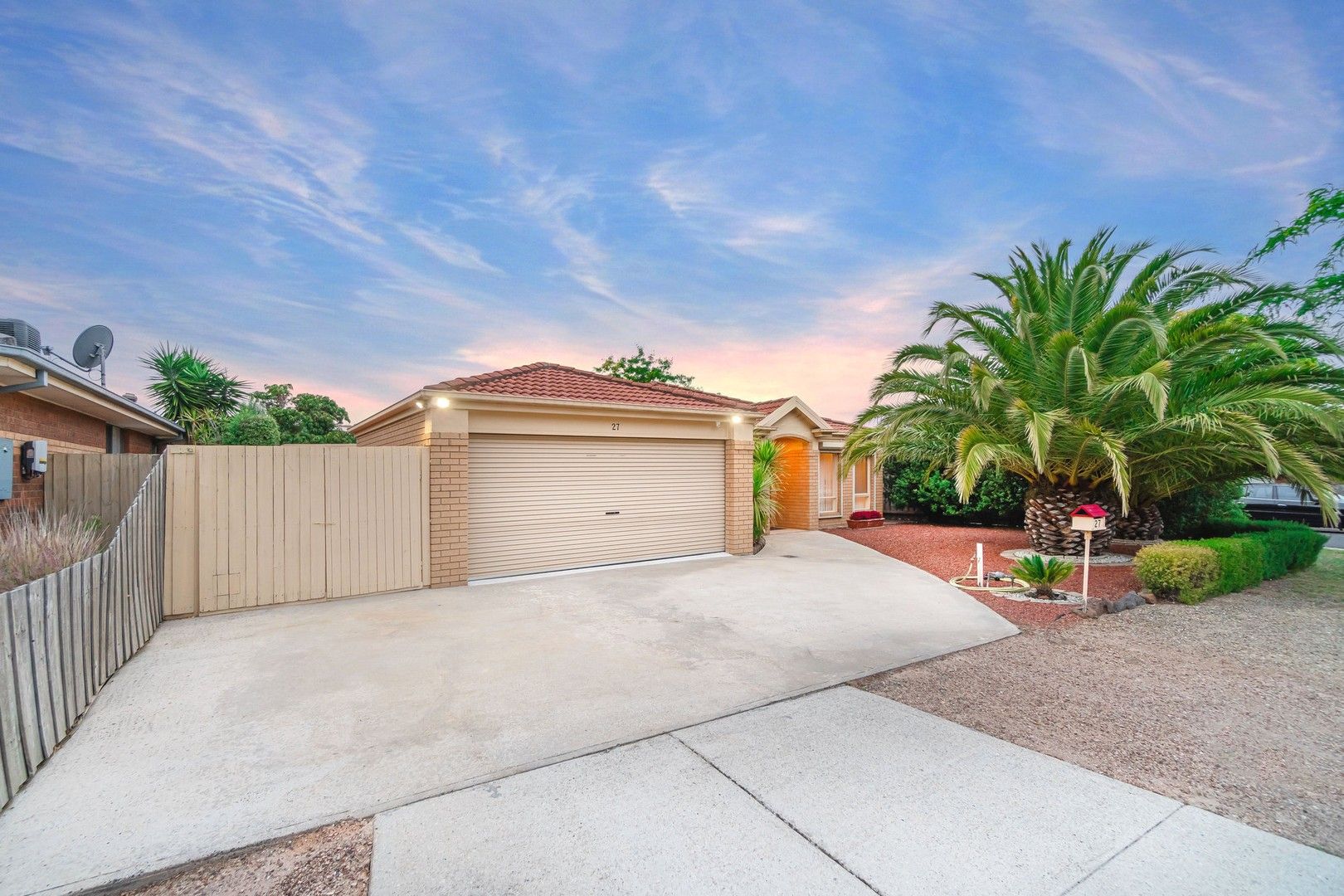 27 Wisla Circuit, Roxburgh Park VIC 3064, Image 0