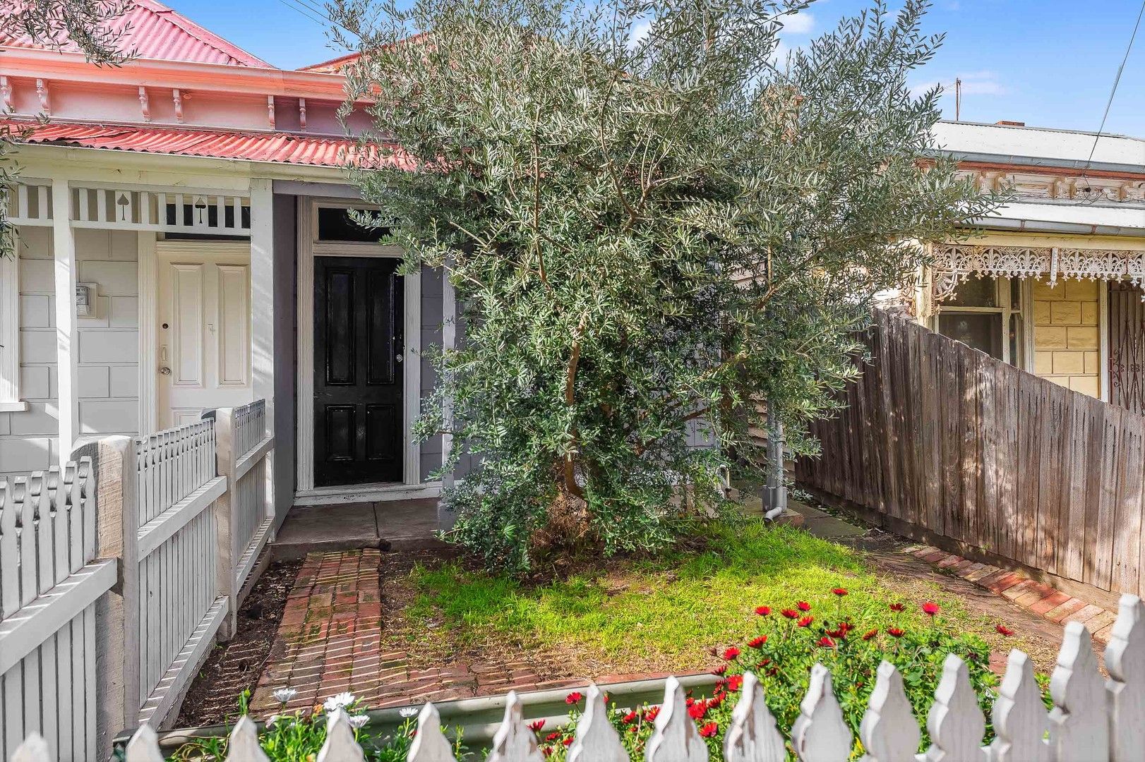 2 bedrooms House in 61 Creswick Street FOOTSCRAY VIC, 3011