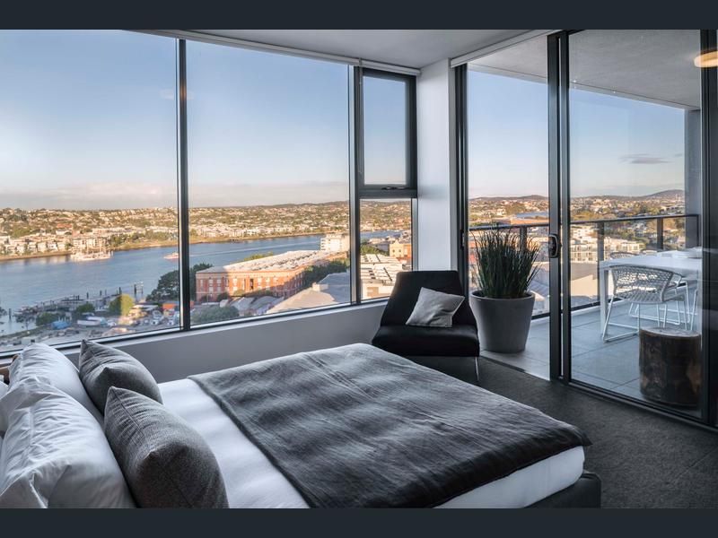 2 bedrooms Apartment / Unit / Flat in 12 Longland Street NEWSTEAD QLD, 4006
