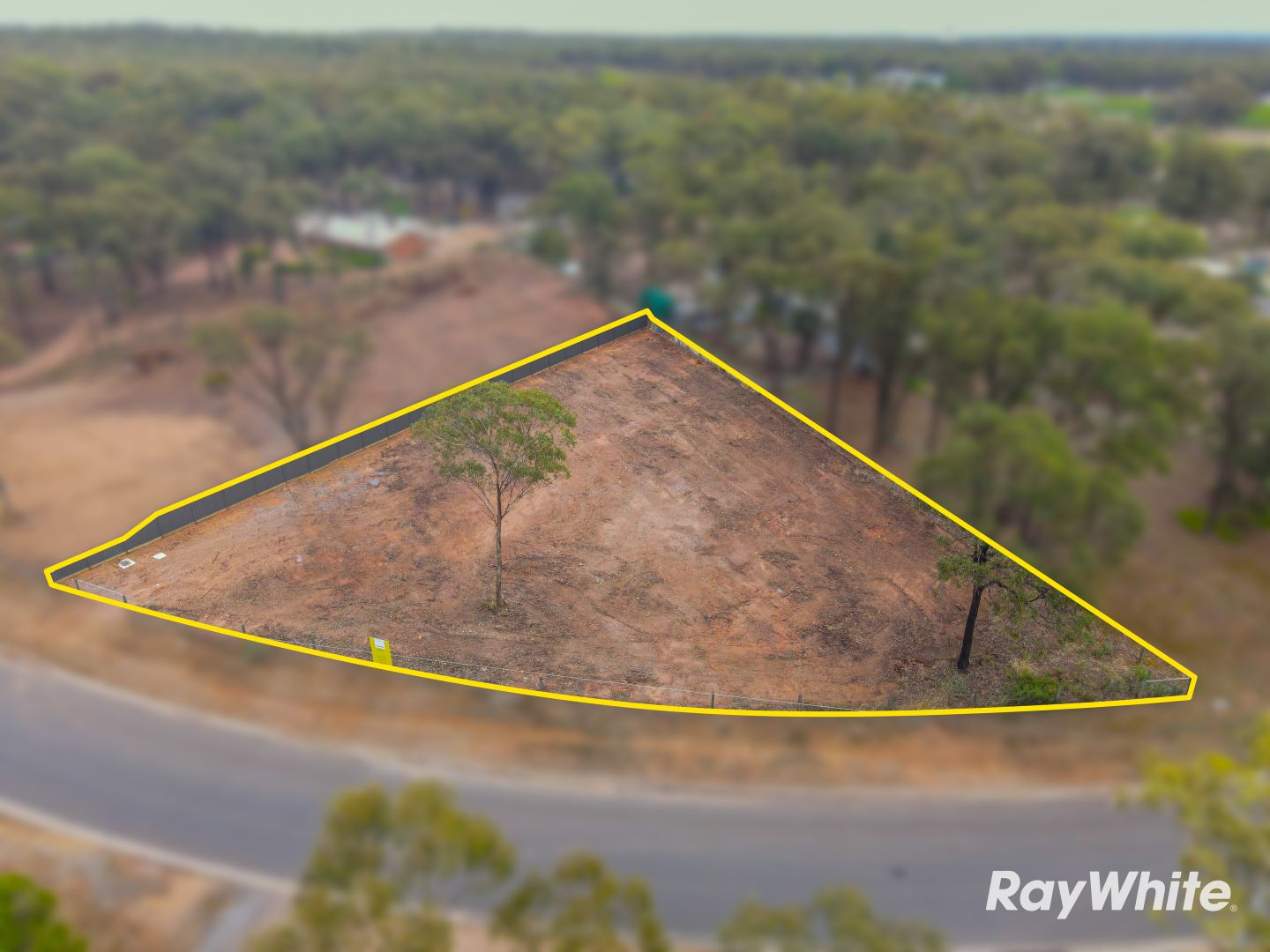 2/4 Higgins Hill Drive, Maiden Gully VIC 3551 Domain