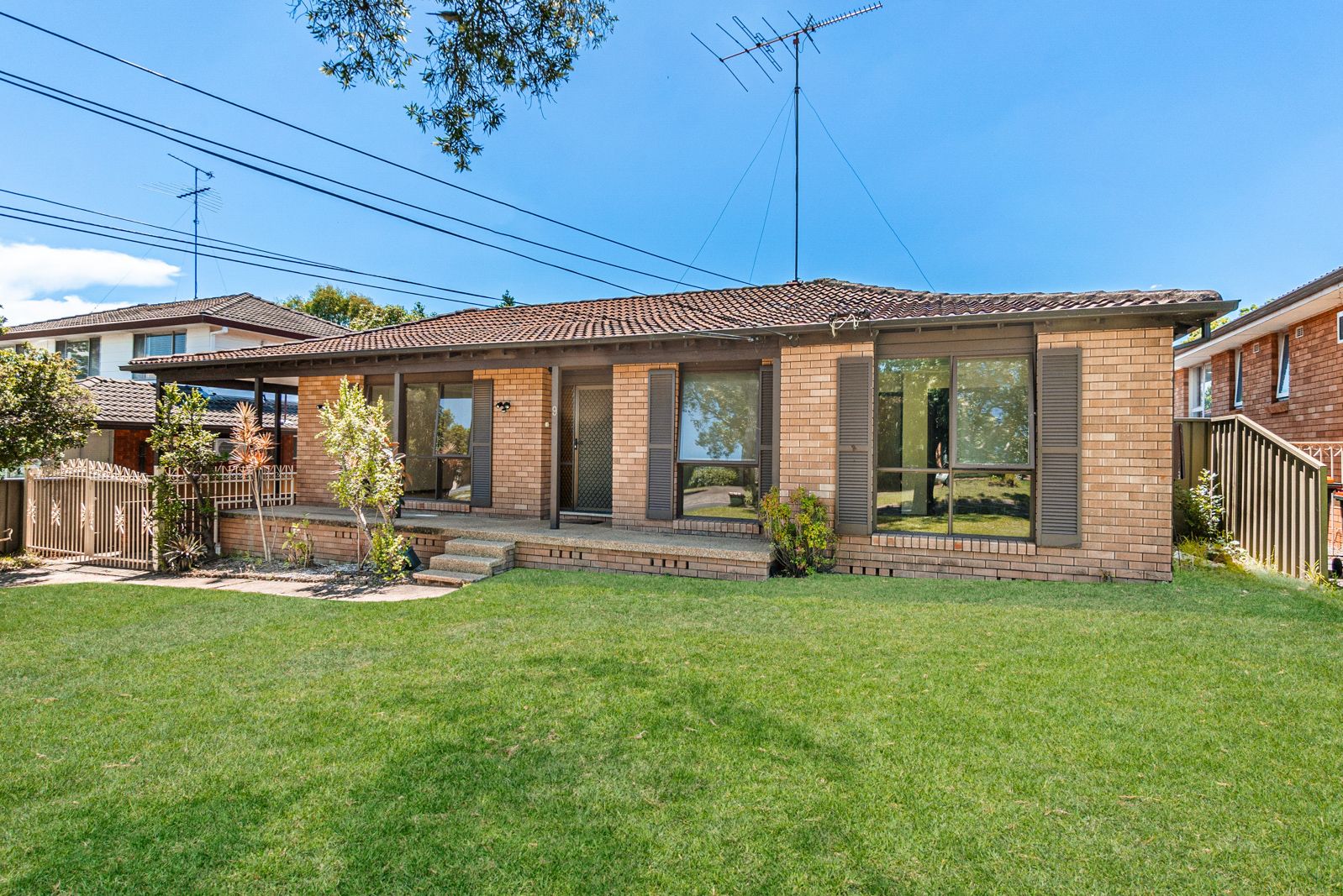 9 Dunkeld Avenue, Baulkham Hills NSW 2153 House For Rent 850 Domain