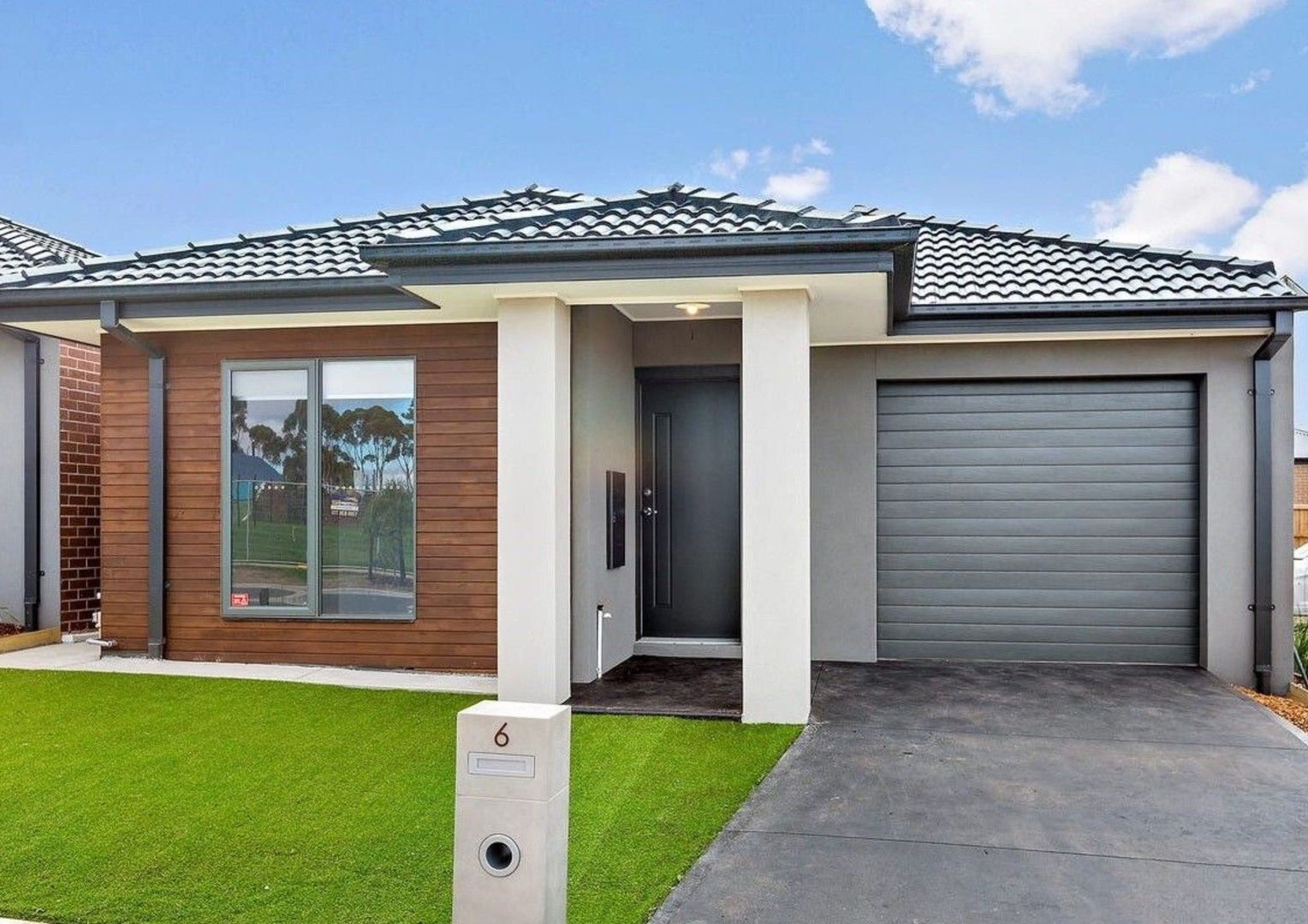 3 bedrooms House in 6 Crestfield Way WYNDHAM VALE VIC, 3024