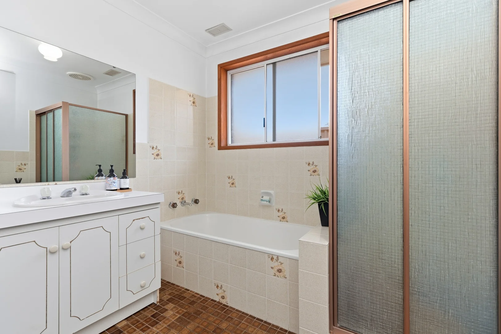 Additional image 13 of 14 Bandera Avenue, Glenfield Park NSW 2650