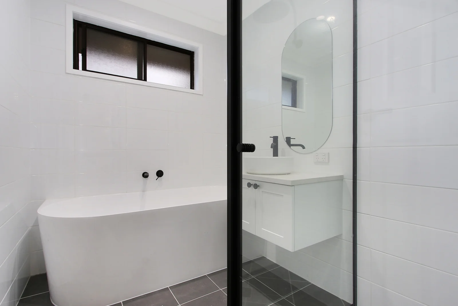 Additional image 6 of 320 Tracy Street, Lavington NSW 2641