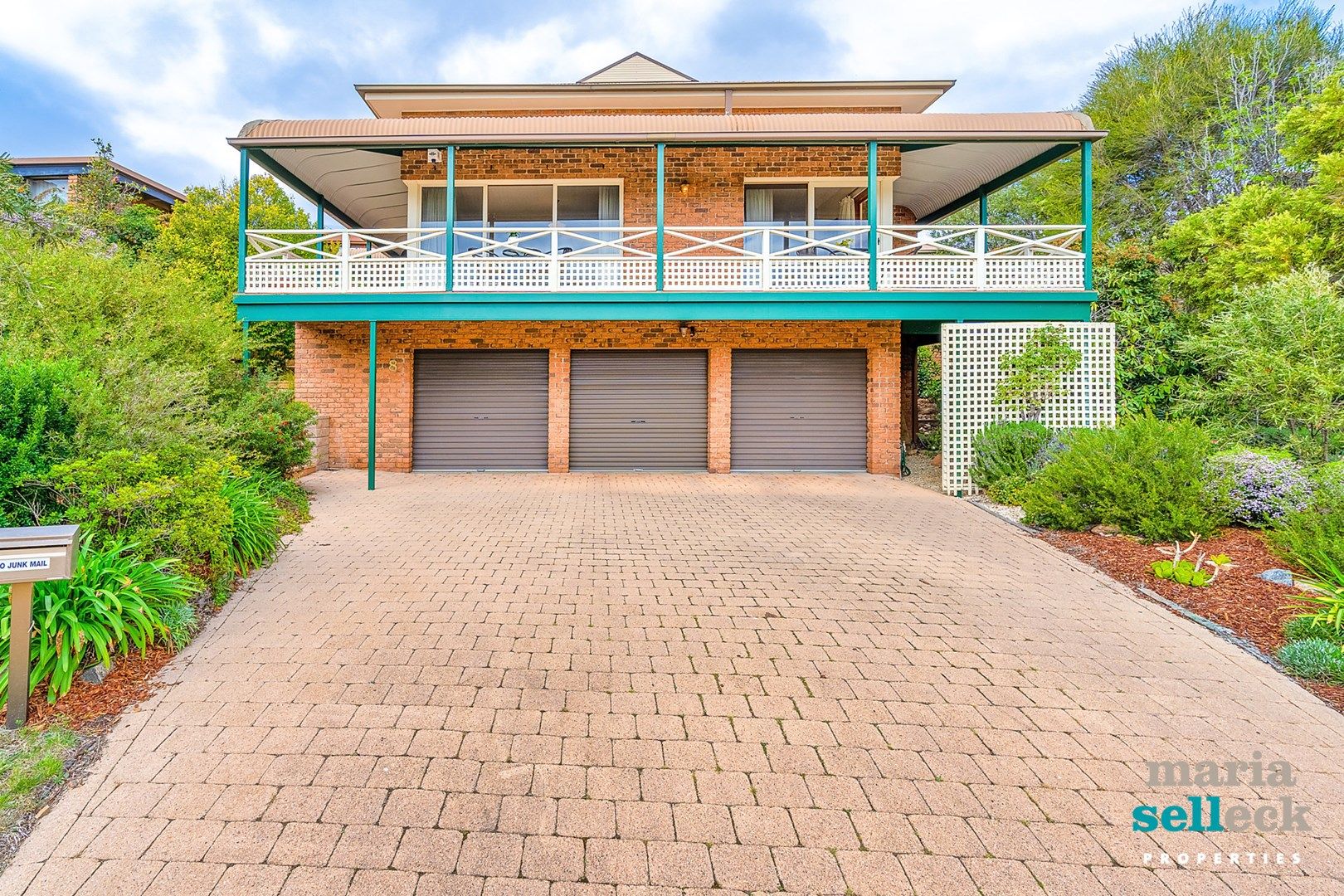 8 Whitty Crescent, Isaacs ACT 2607, Image 0