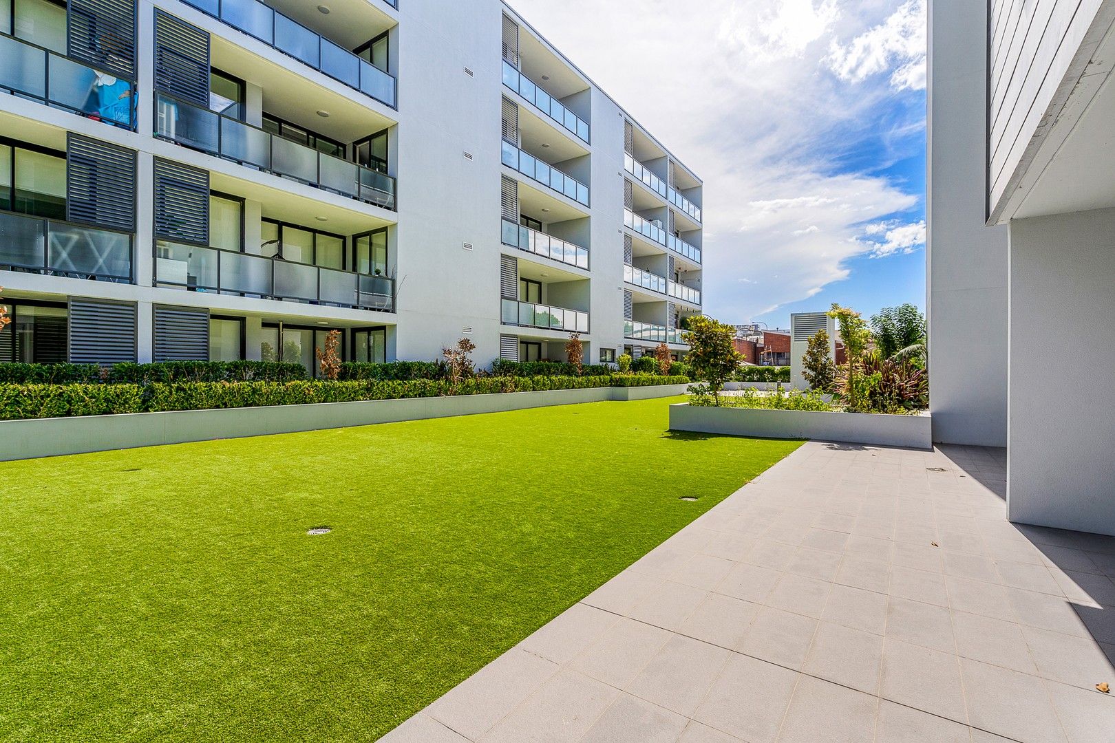 2 bedrooms Apartment / Unit / Flat in 9/1-5 Dunmore Street WENTWORTHVILLE NSW, 2145