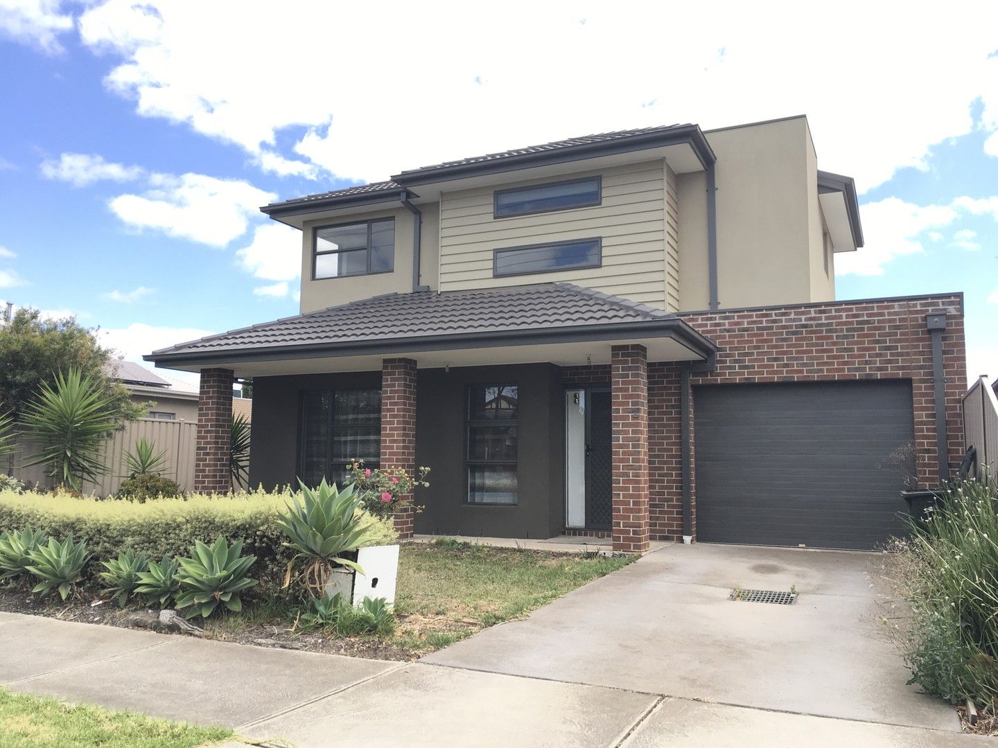3 bedrooms Townhouse in 1/12 Stenhouse Avenue BROOKLYN VIC, 3012