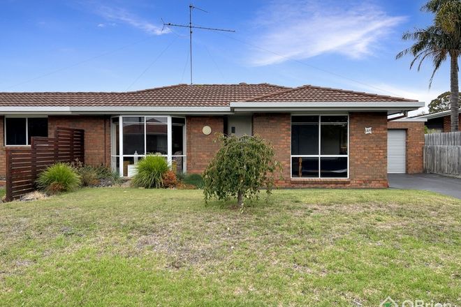 Picture of 2/1 Mara Close, PAYNESVILLE VIC 3880