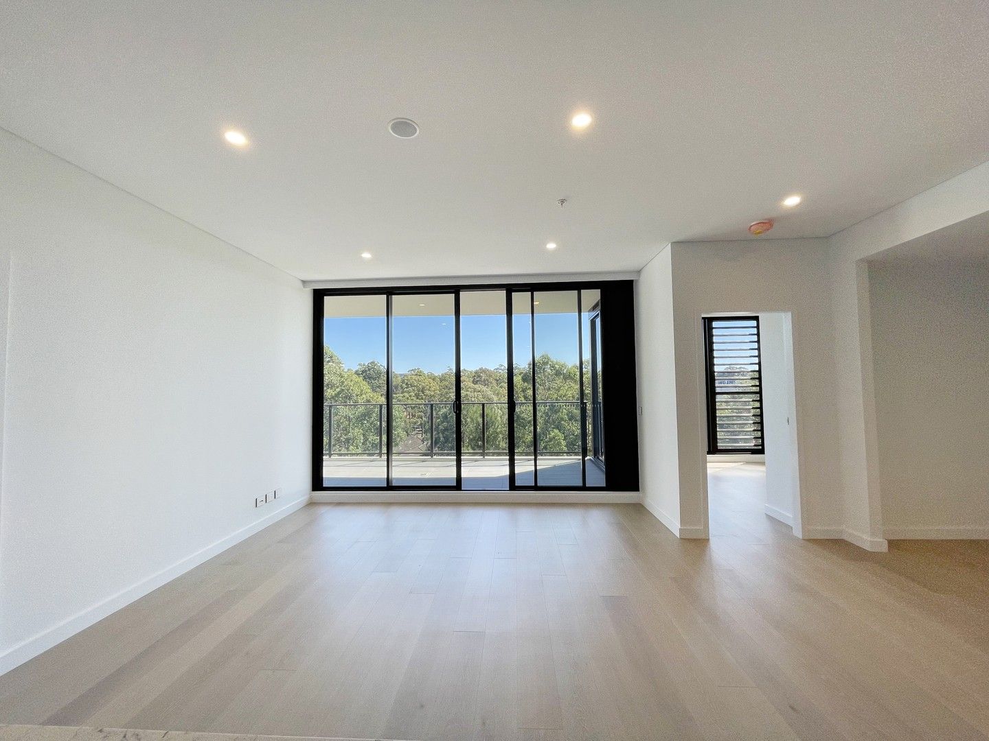 2 bedrooms Apartment / Unit / Flat in A707/82 Waterloo Road MACQUARIE PARK NSW, 2113