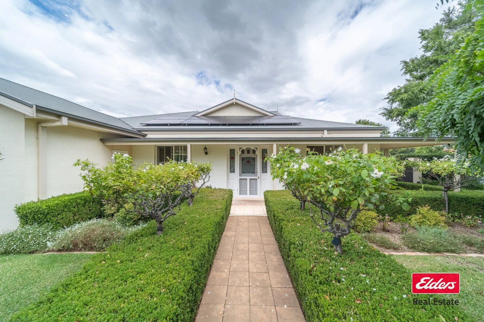 15 Carnoustie Drive, Dubbo NSW 2830