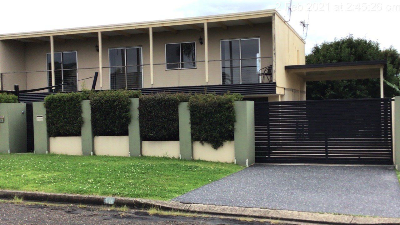 4 bedrooms House in 18 Kolang Street OLD BAR NSW, 2430