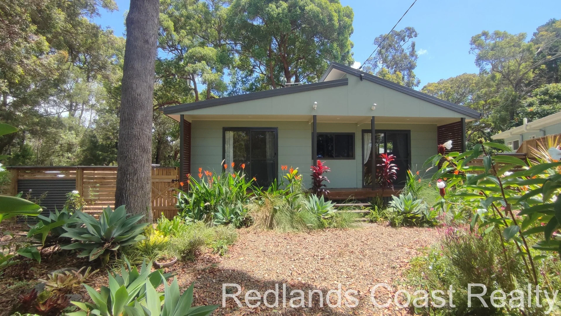 1 Acacia Court, Macleay Island QLD 4184