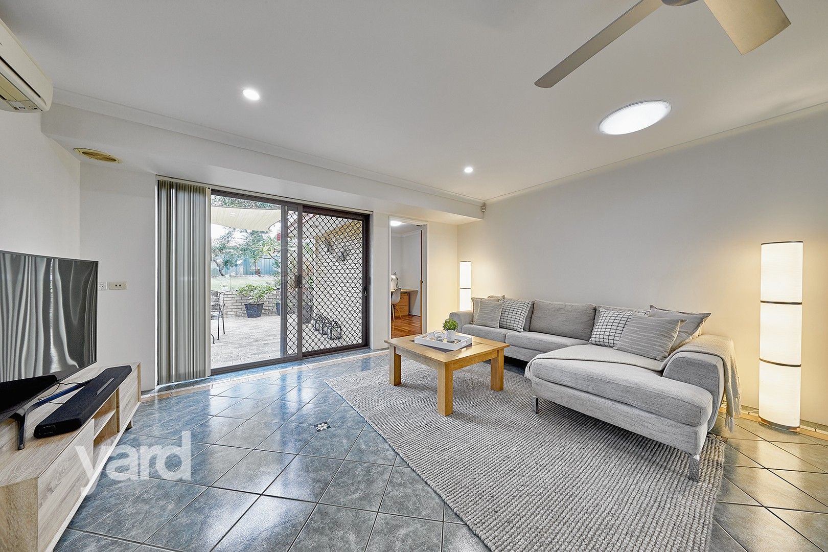 8 Passey Place, Kardinya WA 6163, Image 0