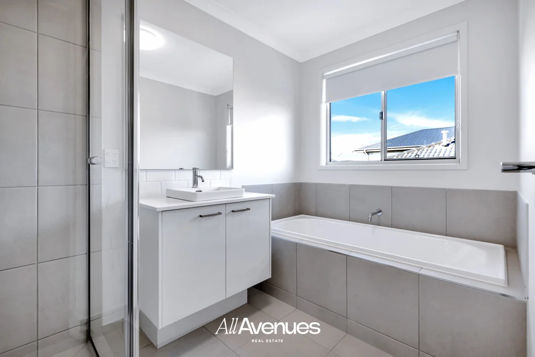 Additional image 9 of 3 Chittagong Drive, Clyde North VIC 3978