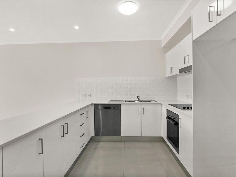 21/6-10 Wattle Street, Yorkeys Knob QLD 4878, Image 2