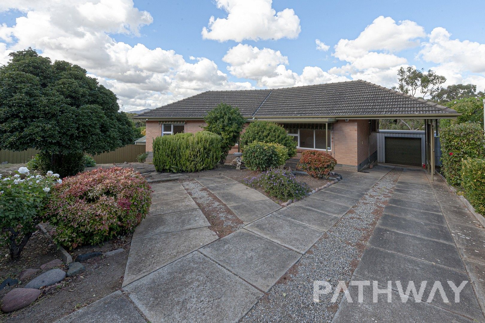 3 bedrooms House in 13 Geraldine Street VALLEY VIEW SA, 5093