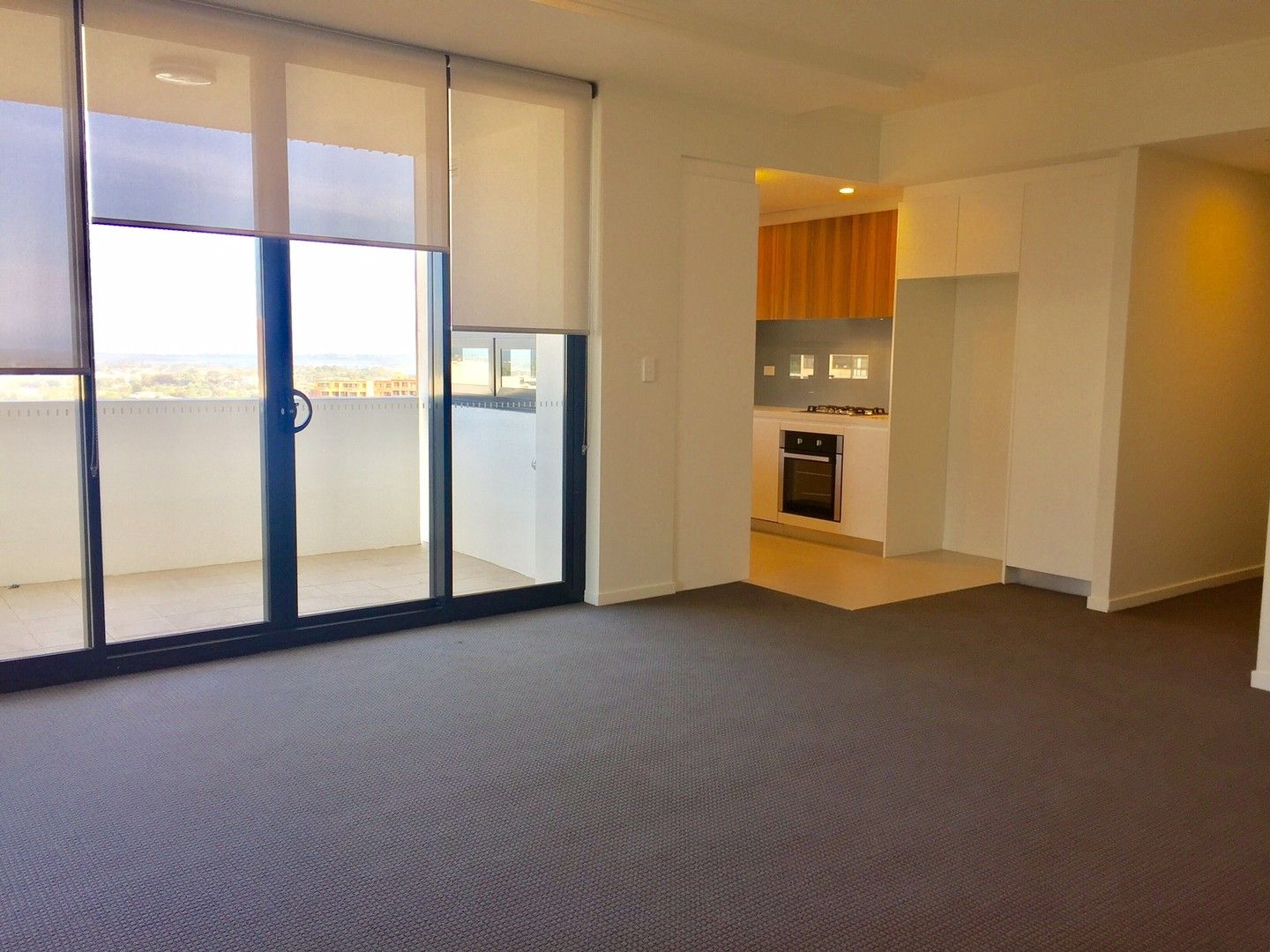 2 bedrooms Apartment / Unit / Flat in A1004/18 Woodville Street HURSTVILLE NSW, 2220
