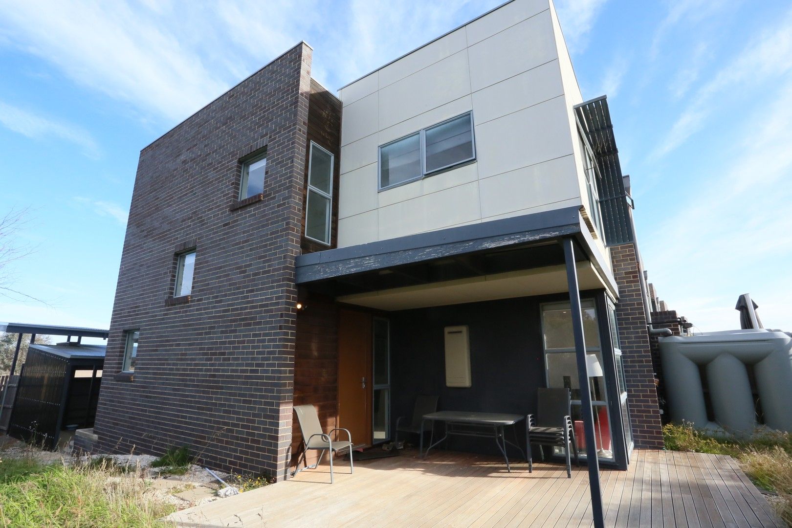 3 bedrooms Townhouse in 1/12 Helby Street HARRISON ACT, 2914