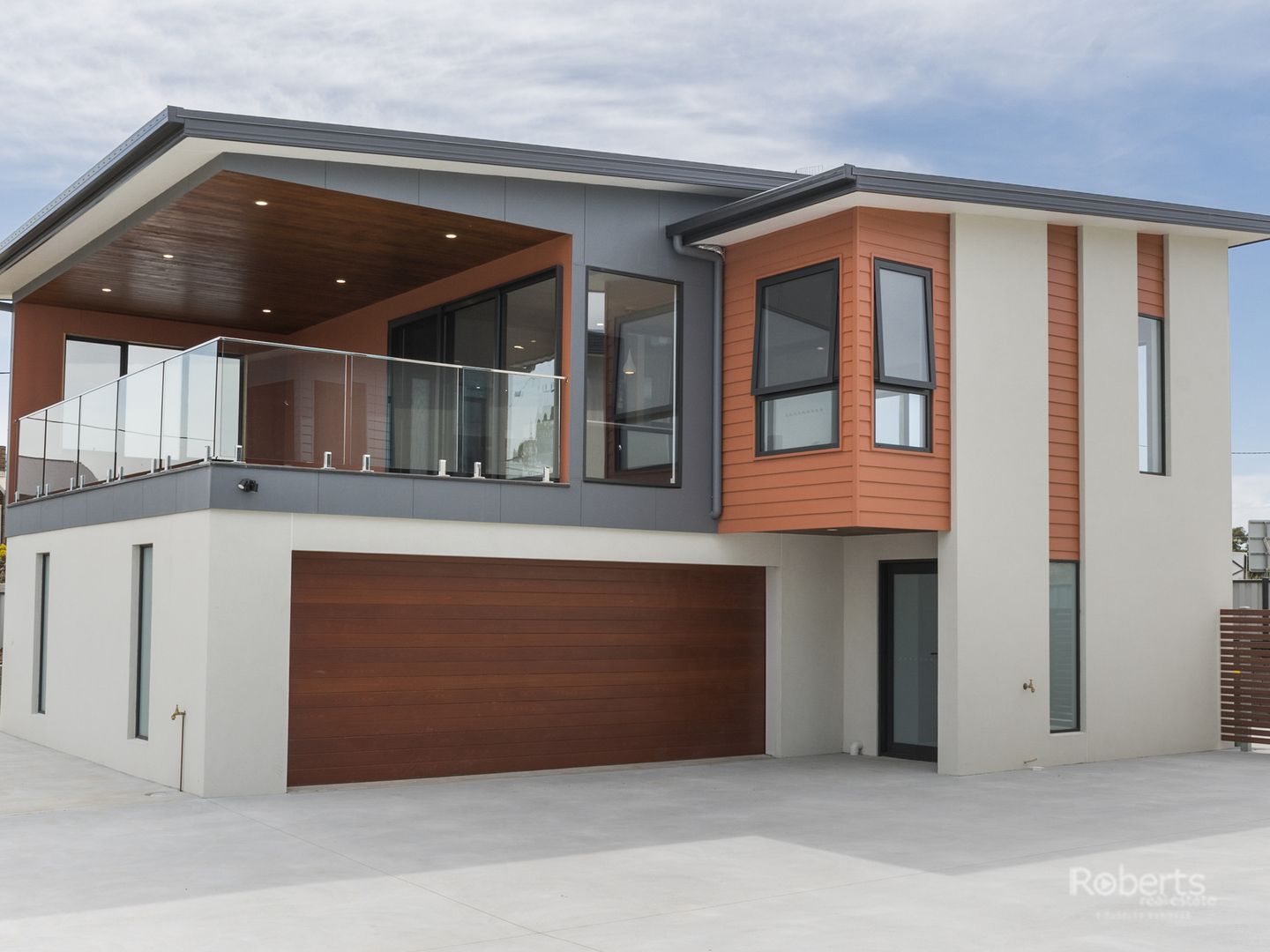 1/1 Aqua Sands Drive, Swansea TAS 7190