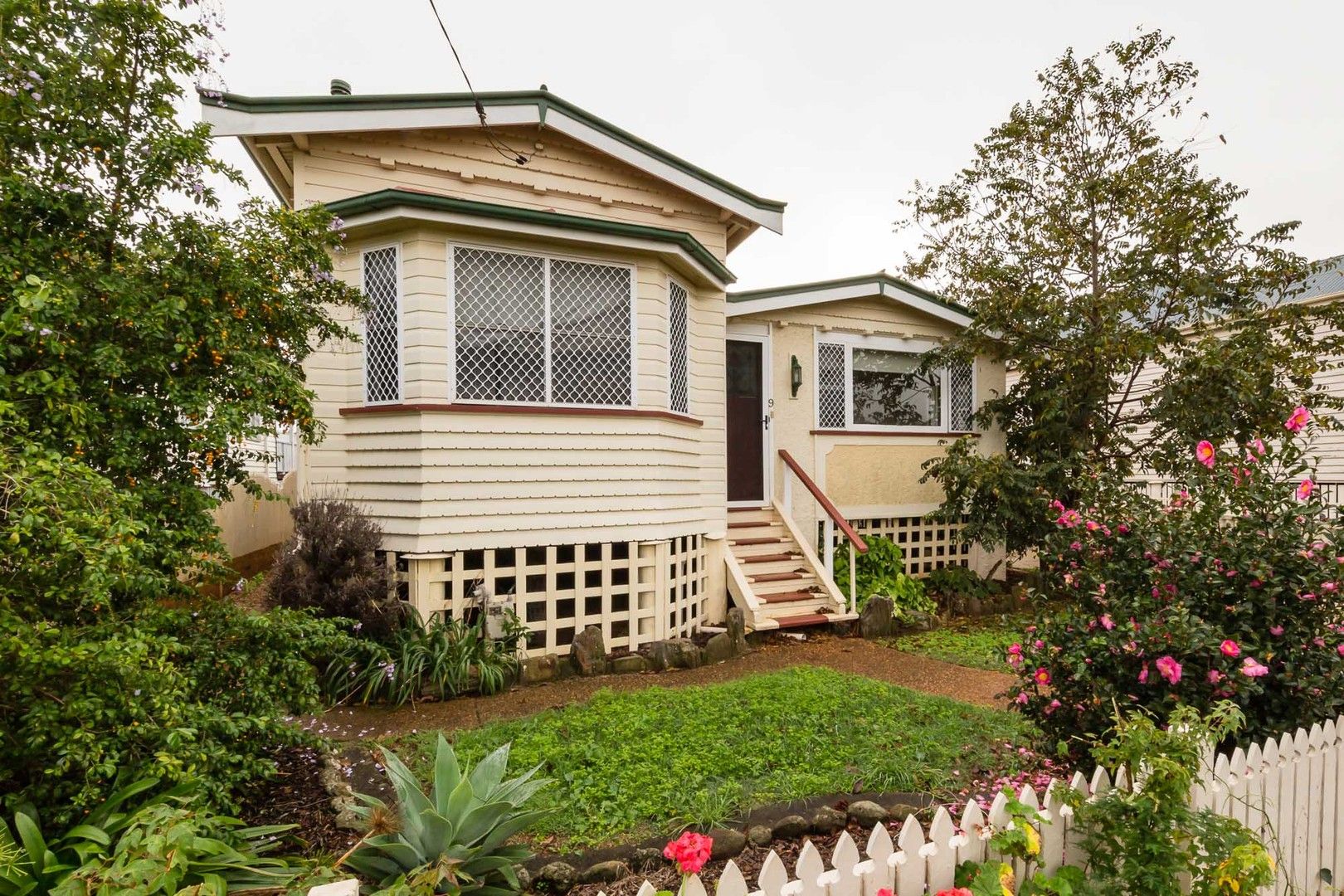 3 bedrooms House in 9 Vacy St NEWTOWN QLD, 4350