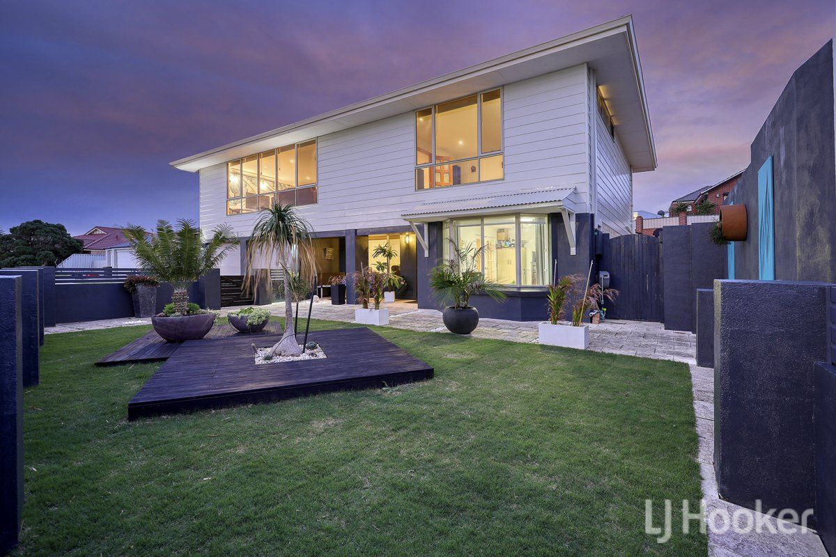 5 Harlequin Way, Yanchep WA 6035